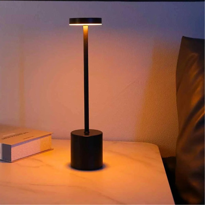 Luminária de Mesa LED Recarregável Sem Fio Metal