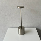 Luminária de Mesa LED Recarregável Sem Fio Metal